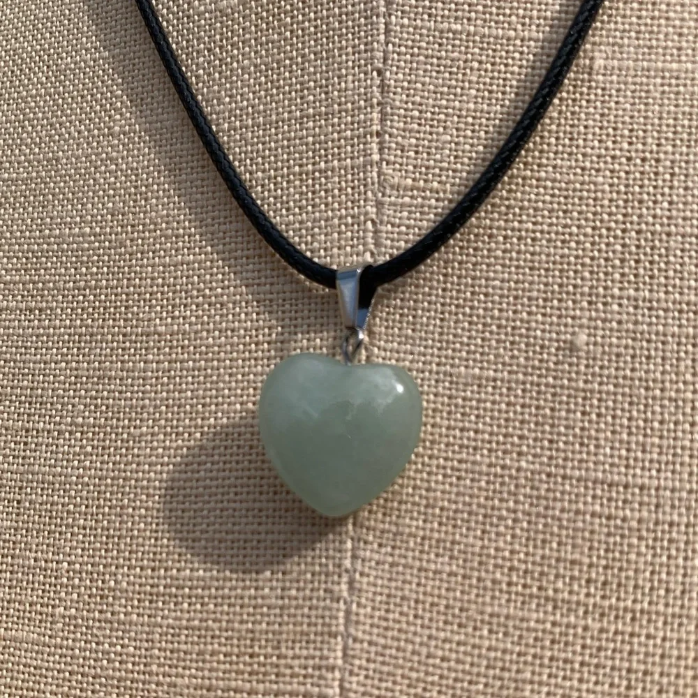 Handmade Genuine Stone Heart Amulet Necklace - Picture 4 of 10
